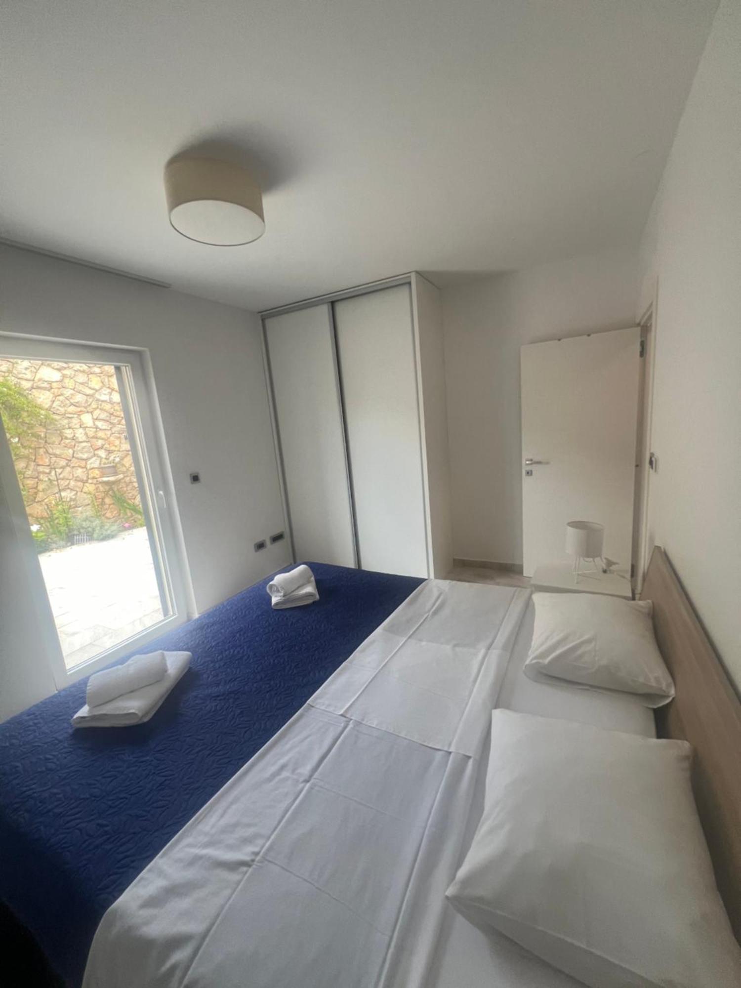 Apartman Linda Apartment Cres Exterior photo